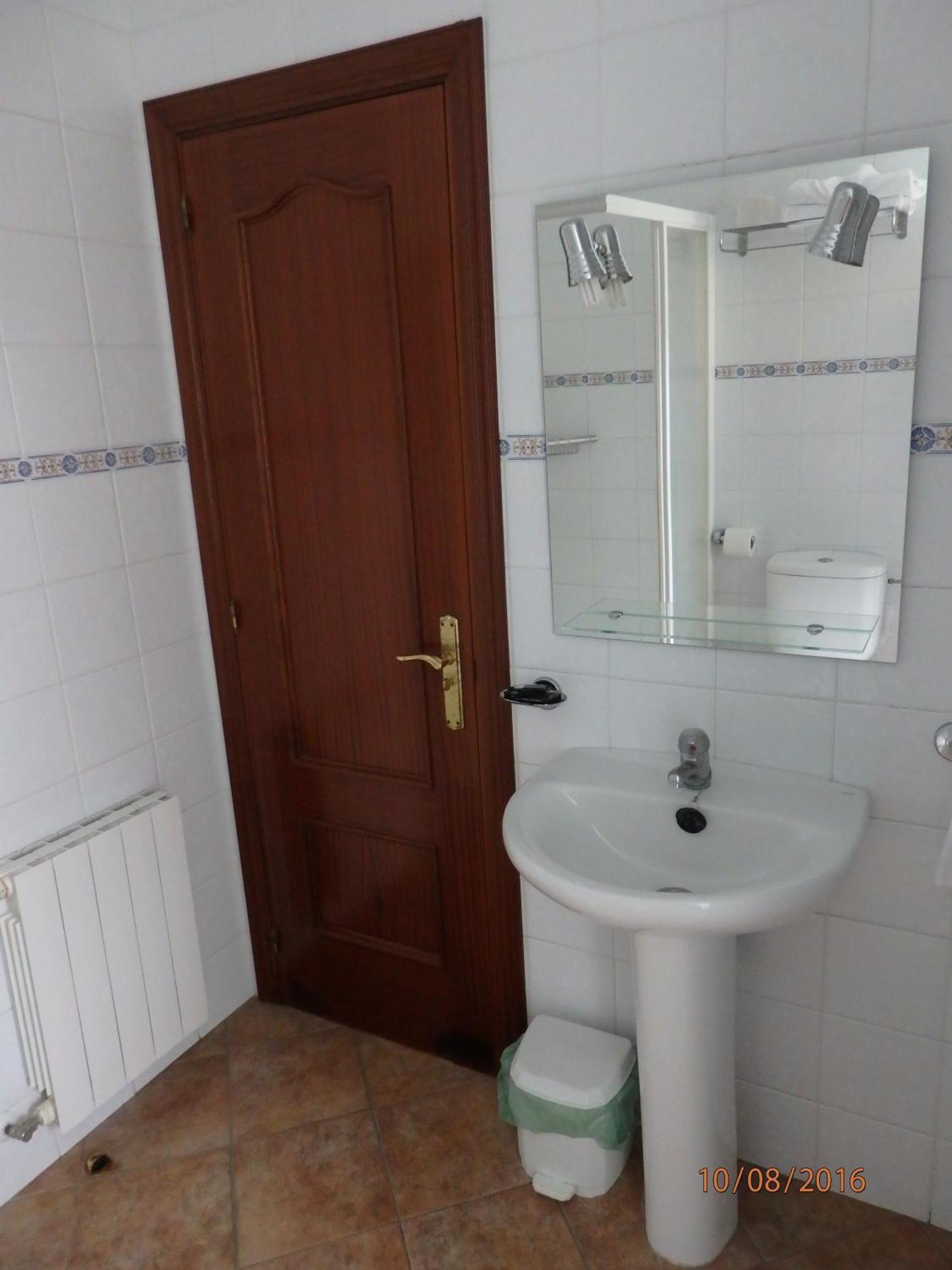 Pension Meson Paz Пуэнтедеуме Экстерьер фото