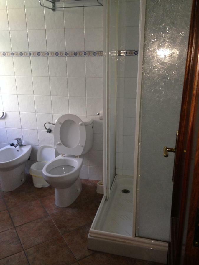 Pension Meson Paz Пуэнтедеуме Экстерьер фото